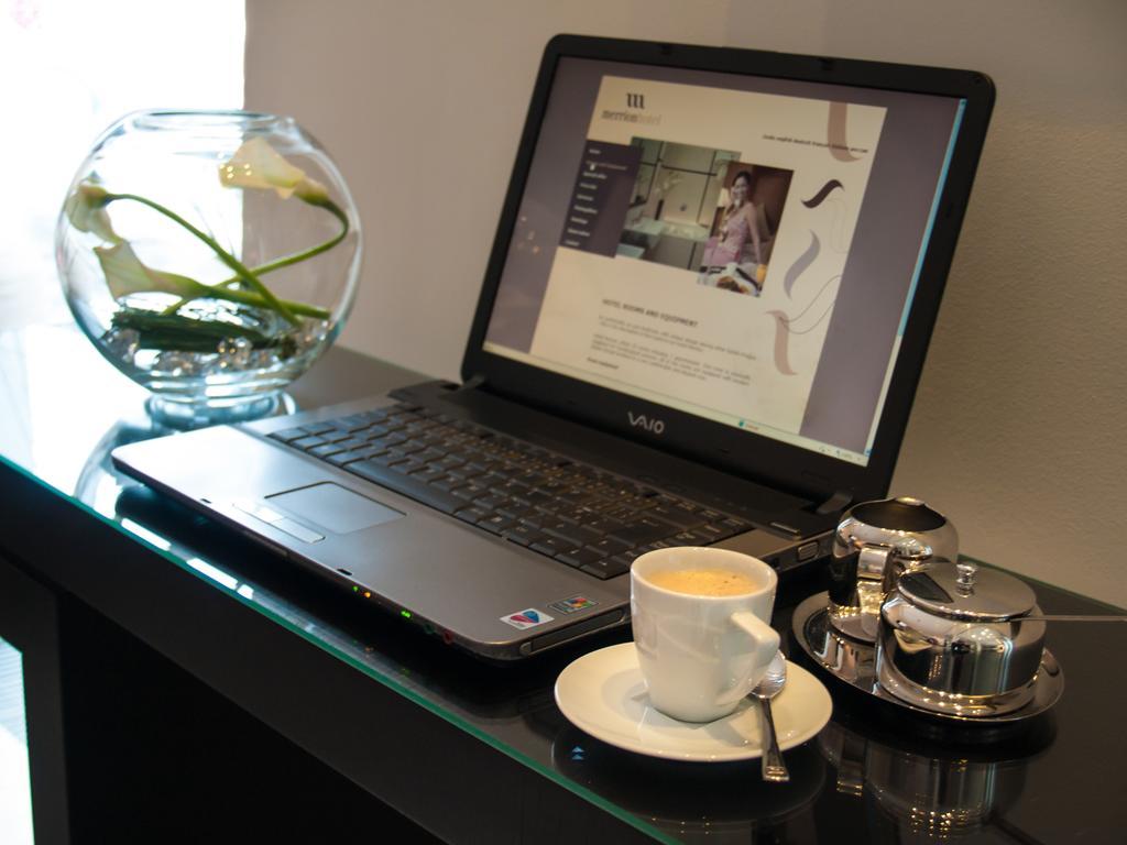Design Merrion Hotel 프라하 외부 사진
